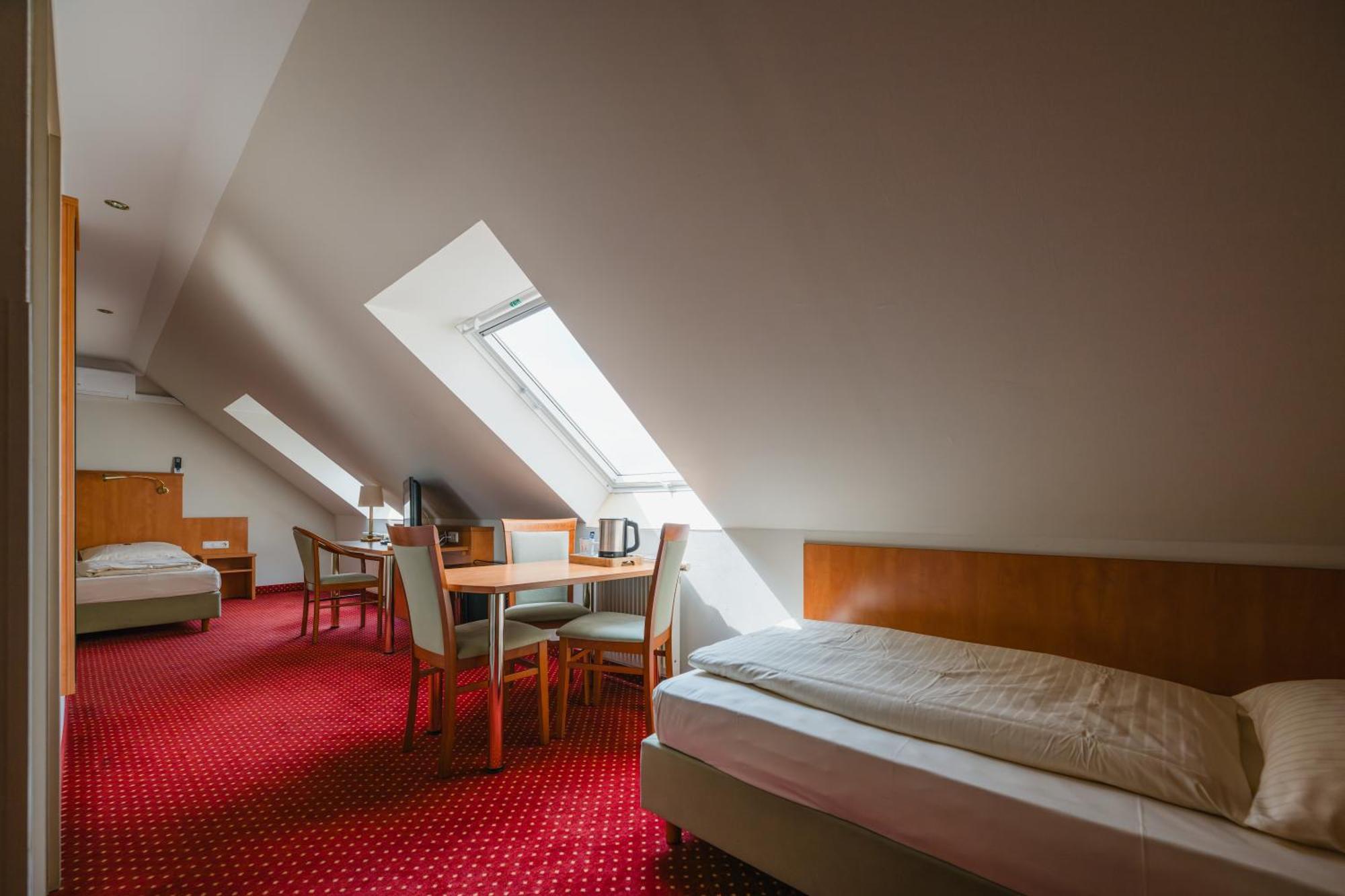 Hotel Mirage 3*